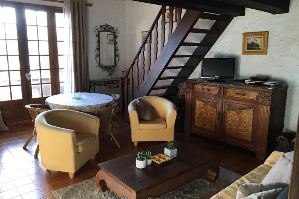 Demi Villa A 150M De La Plage Avec Vue Sur Mer Appietto Ngoại thất bức ảnh